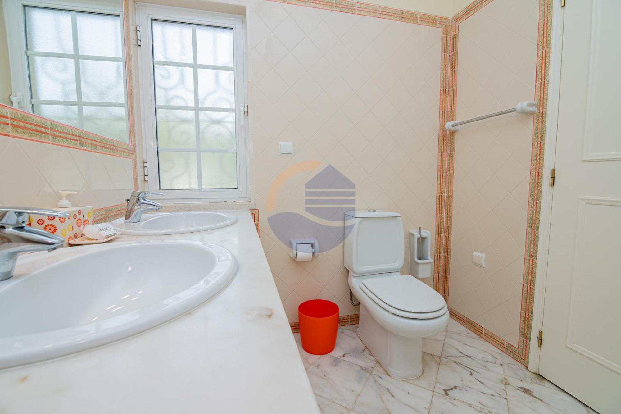 Villa Luxury Suites, Heated Outdoor Pool Portimao Exterior photo